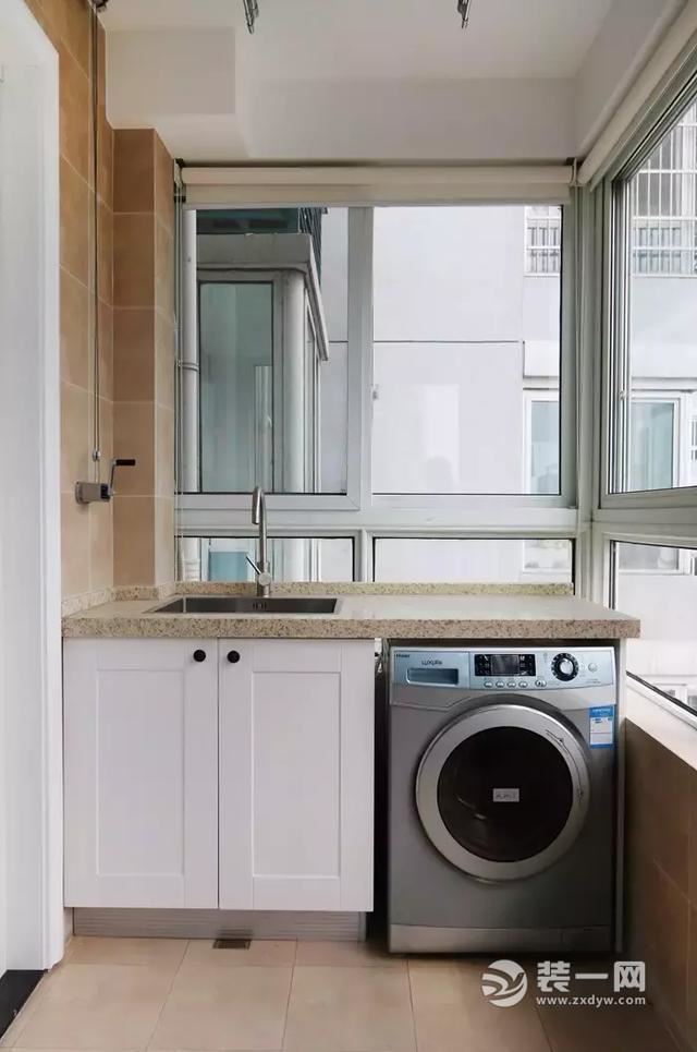 10款洗衣机放阳台装修效果图 侧开门洗衣机是优选
